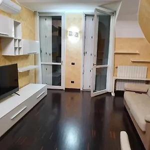 Milano Malpensa Grandi Mansarda Attico Appartamento Gallarate